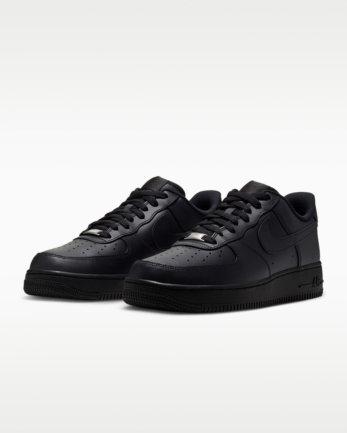 Nike Air Force 1 '07 Triple Black Sneakers