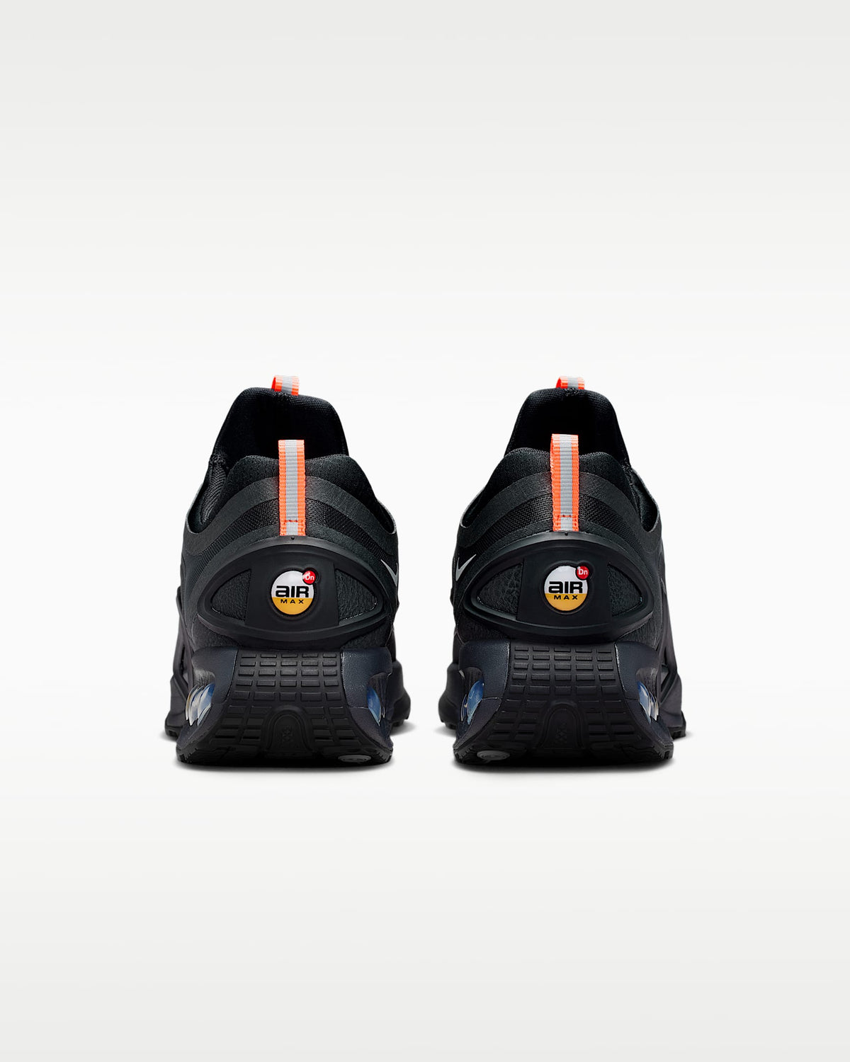 Nike Air Max DN Roam – Black / Red Mesh Athletic Sneakers