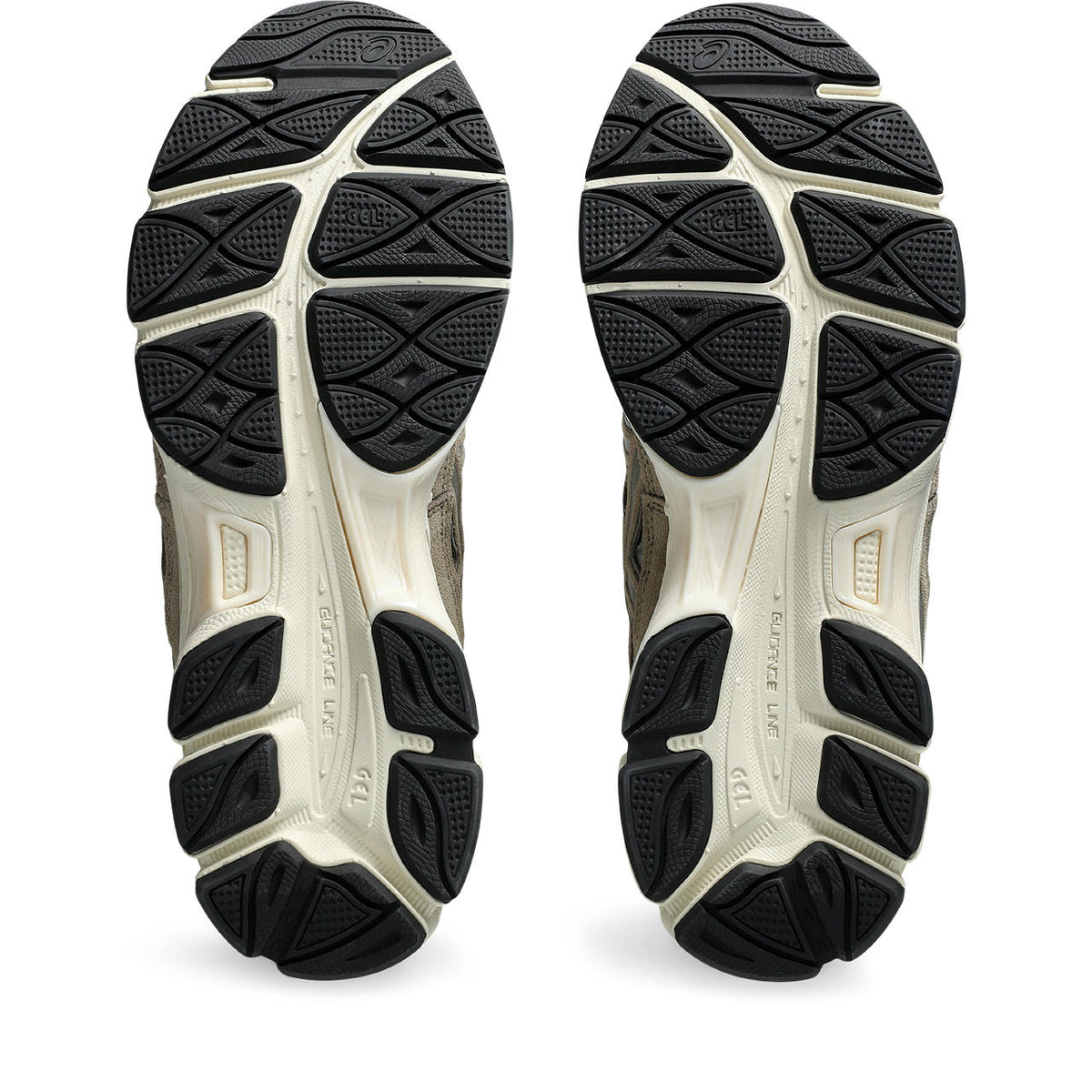 Asics Gel-Nimbus 24 – Beige/Black/Silver Sneaker