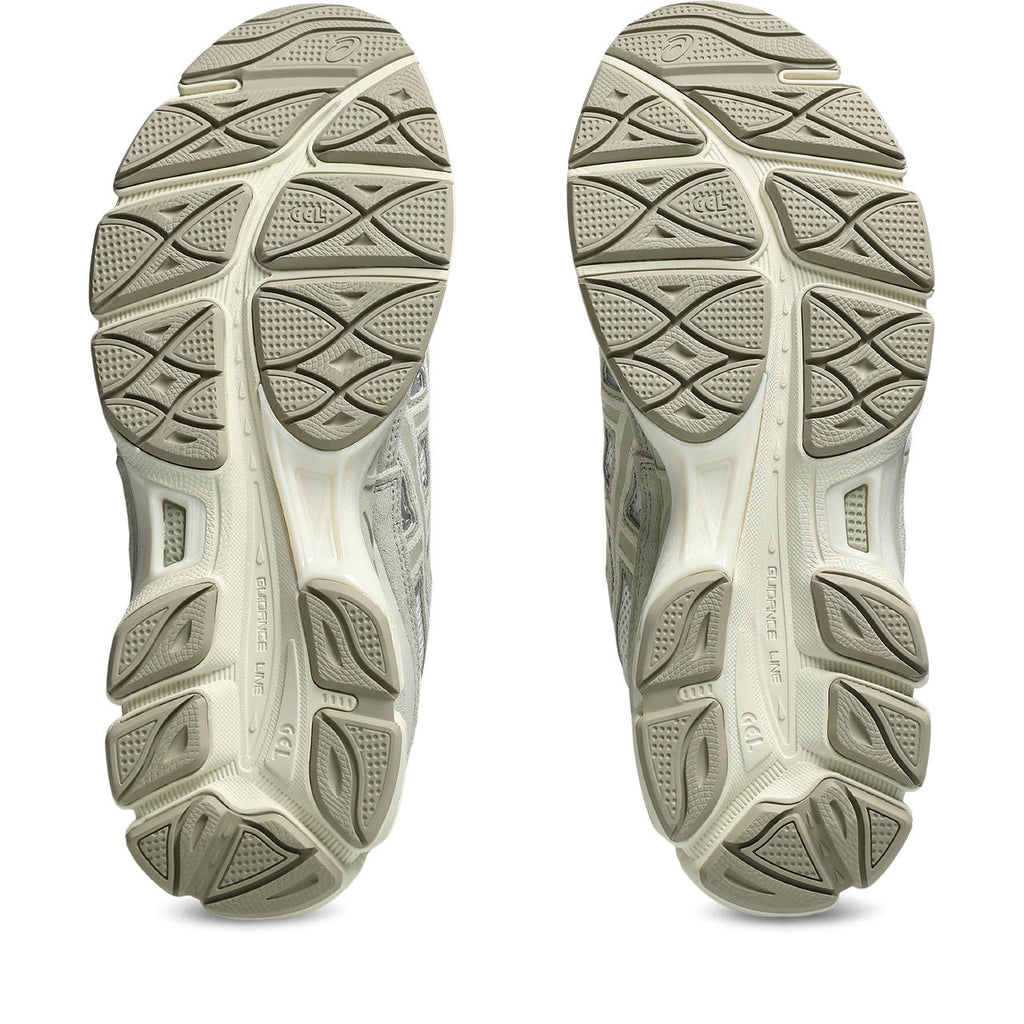 Asics Gel-Kayano 14 – Off-White/Silver/Light Olive Sneaker