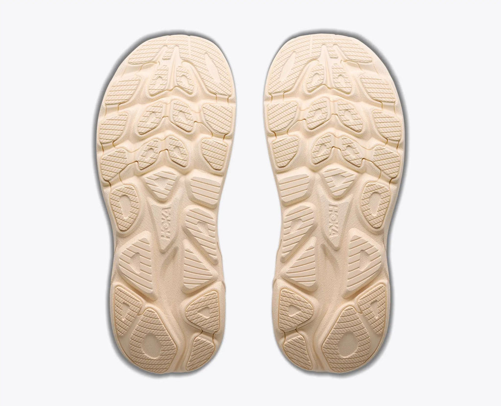 Hoka Bondi 8 — Cream / Beige