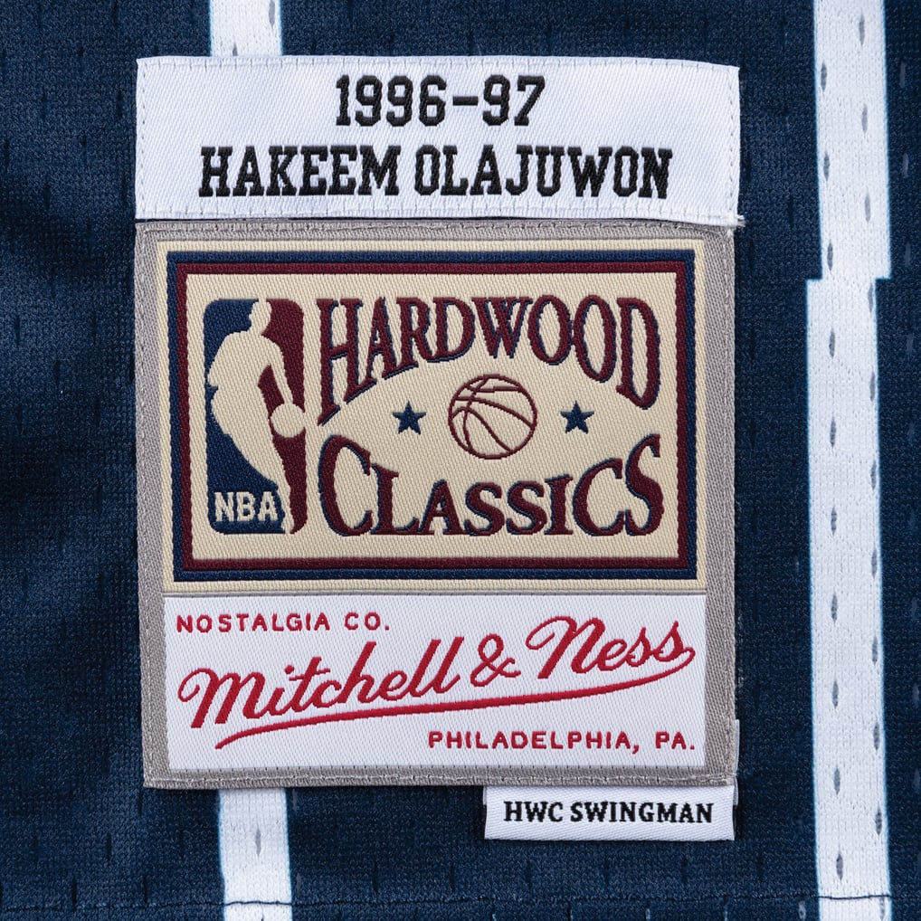 Mitchell & Ness Hakeem Olajuwon #34 Houston Rockets 1996-97 Hardwood Classics Swingman Jersey