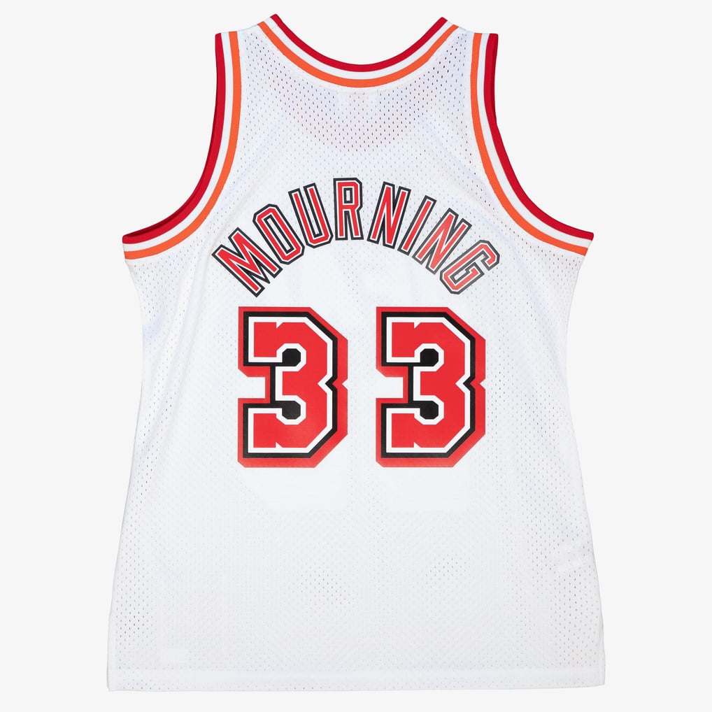 Nike nba store Mitchell & Ness Miami Heat Alonzo Mourning #33 Hardwood Classics 1996-97 Swingman Jersey – White basketball jerseys