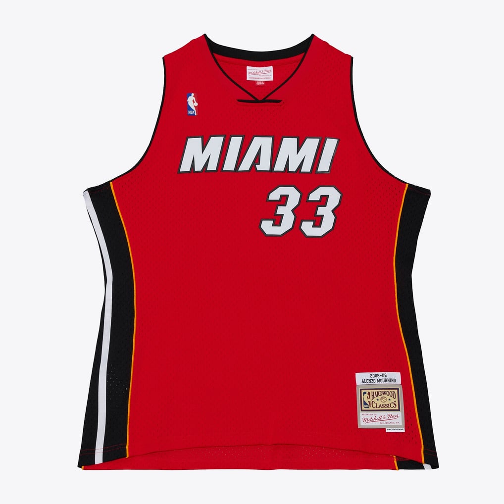 Nike nba store Mitchell & Ness Miami Heat Alonzo Mourning #33 Hardwood Classics 2005-06 basketball jerseys Swingman Jersey – Red
