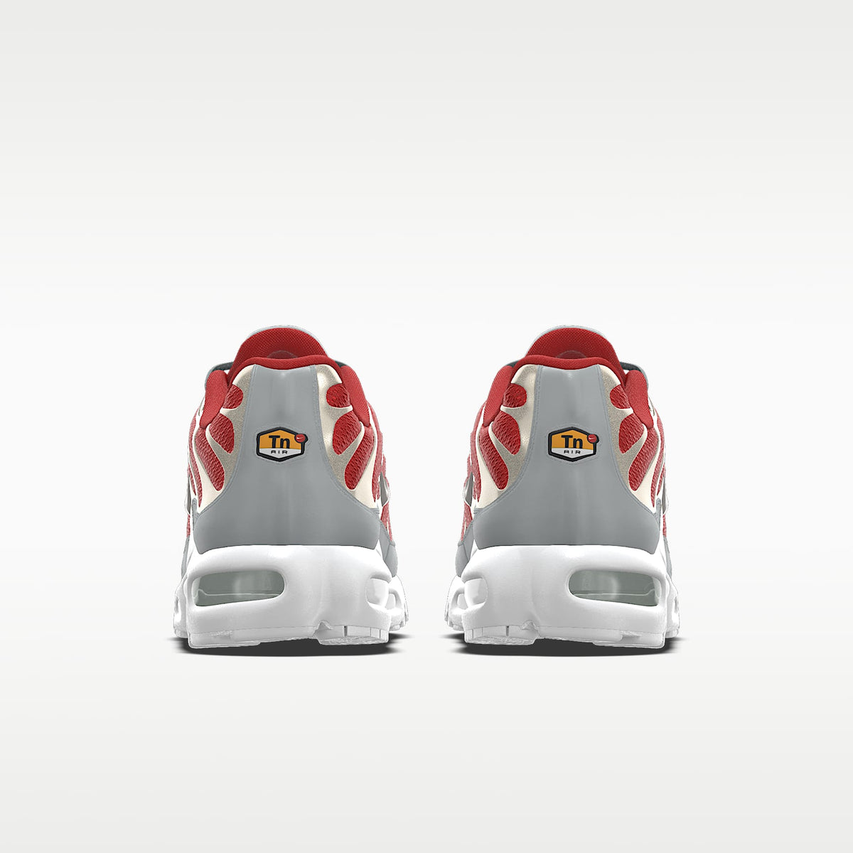 Nike Air Max Plus University Red / Wolf Grey / Metallic Silver