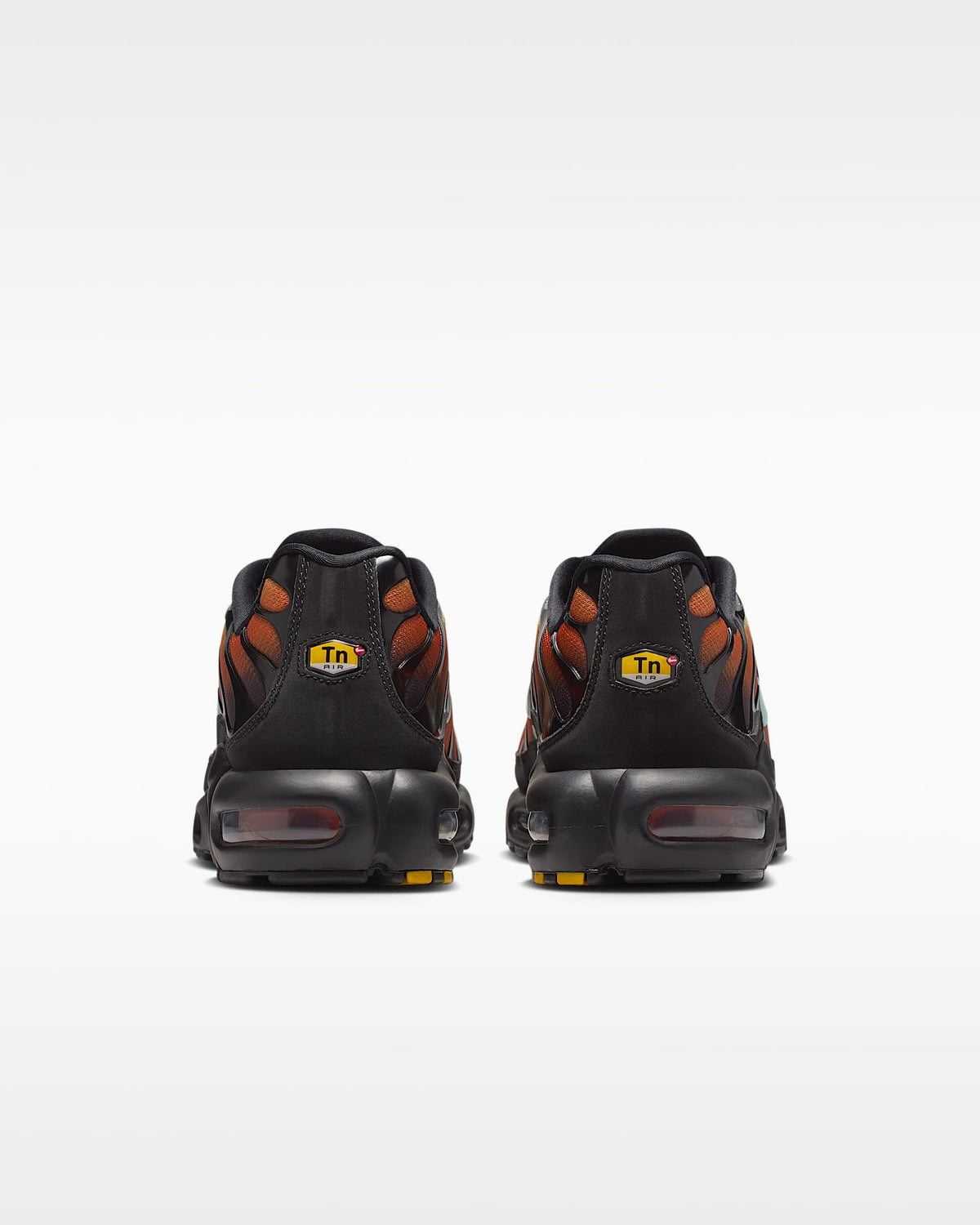 Nike Air Max Plus – Black/Tiffany Blue/Orange Gradient Sneaker