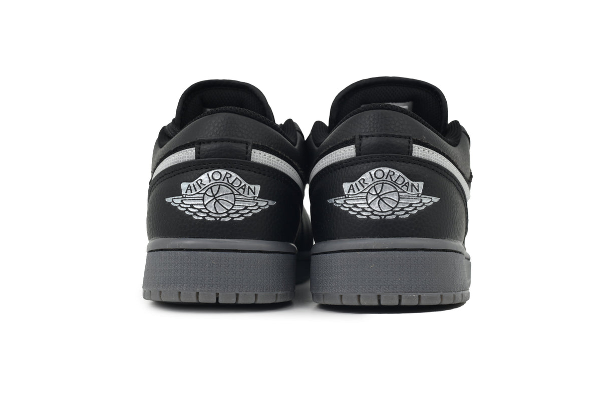 Nike Air Jordan 1 Retro Low Low-Top Sneakers