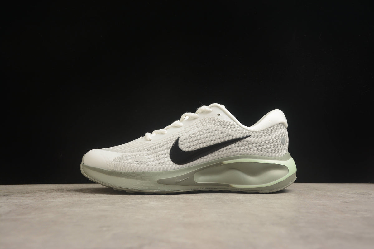 Nike Journey Run Running Shoes | Lightweight & Comfortable | EU 36-45